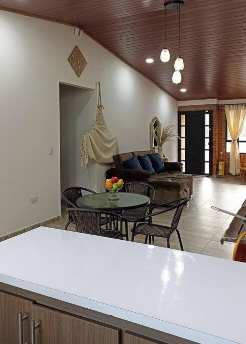 Hermosa Casa Campestre Moderna "Rancho La Marina" Chiquinquira  Luaran gambar